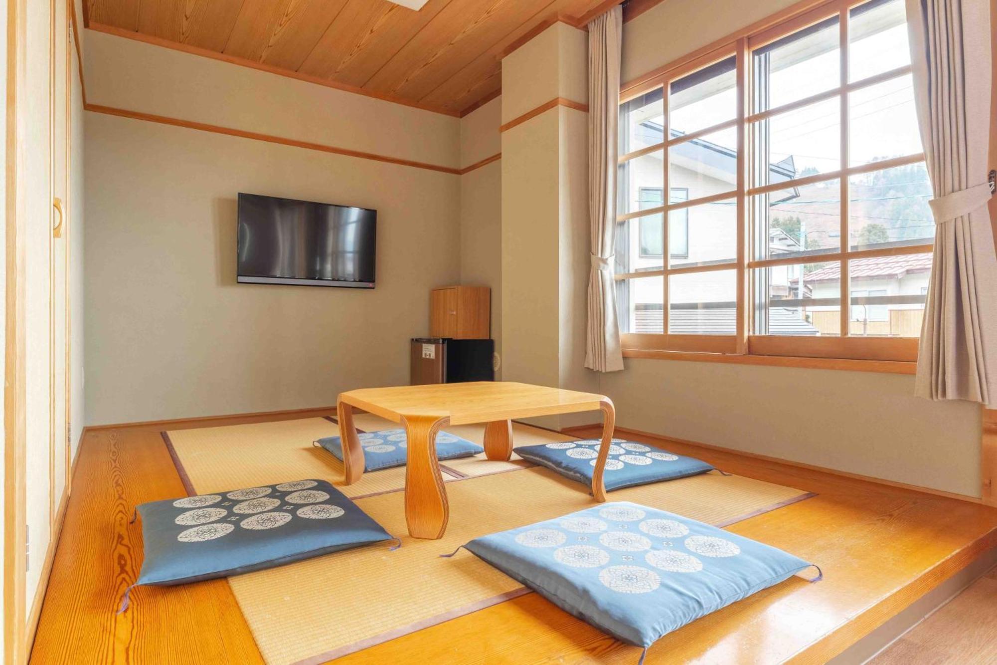 Elizabeth Hotel Nozawaonsen Buitenkant foto